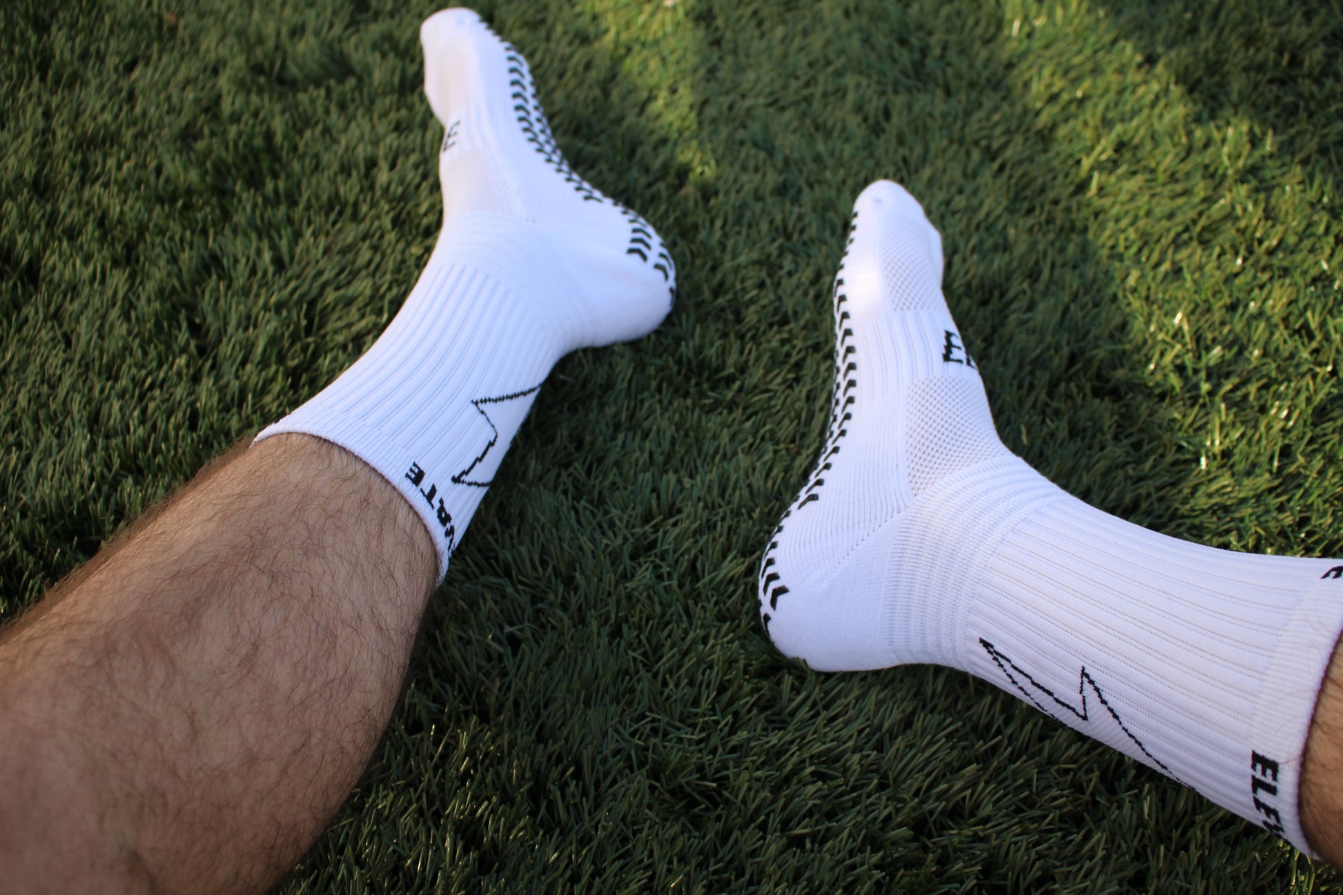 Elevate Grip Socks -white.